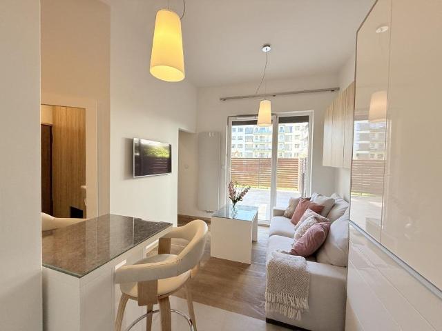 Do sprzedania nowoczesne 2 pokojowe mieszkanie z tarasem 41 m²