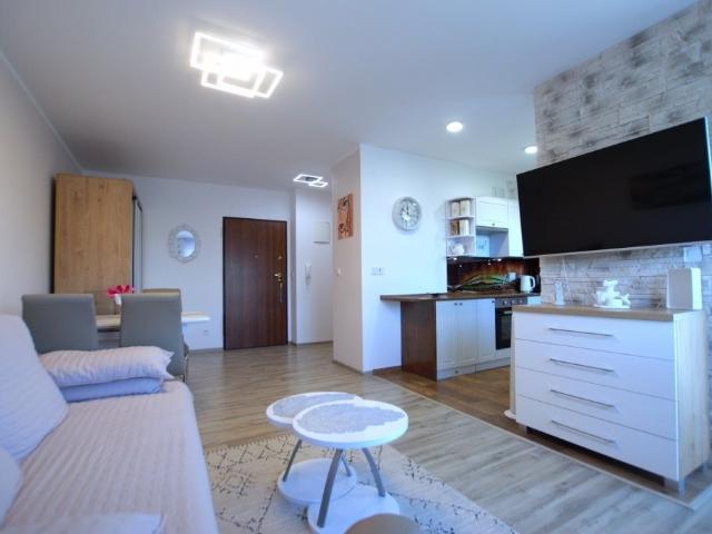 Nowoczesne 32 m² z balkonem w pełni wyposażone
