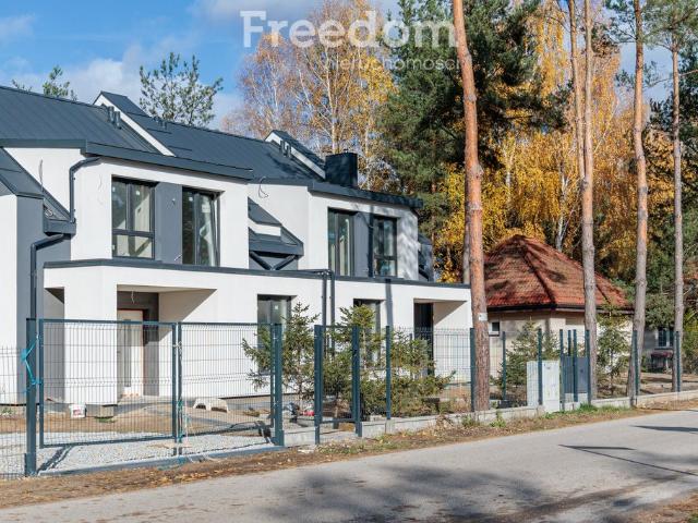 Do sprzedania nowoczesny dom 160 m² w Musułach z dużym salonem i biurem