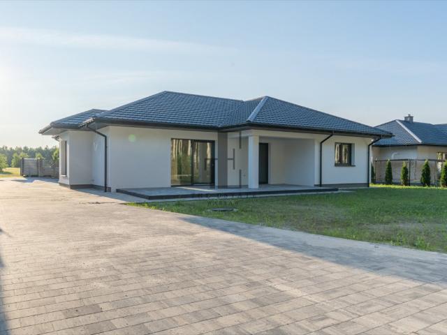 Do sprzedania nowoczesny dom 166 m² na dużej działce w Wyszkowie
