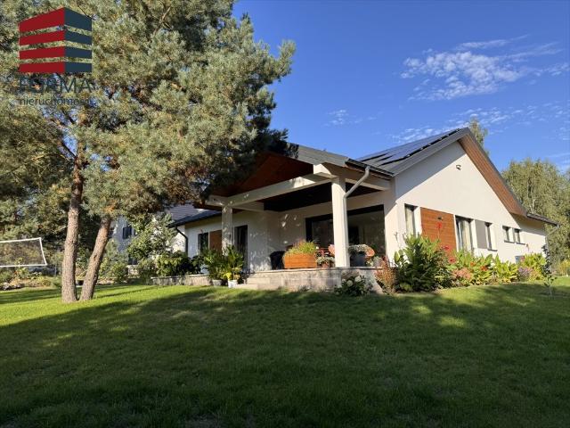 Do sprzedania nowoczesny dom 168 m² z garażem w Łopuchowie
