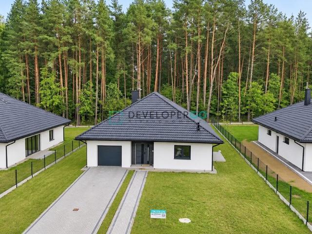 Do sprzedania nowoczesny dom 179 m² z lasem w Oliszkach