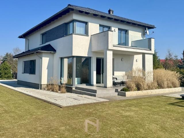 Do sprzedania nowoczesny dom 180 m² w Zakanale Gorzów