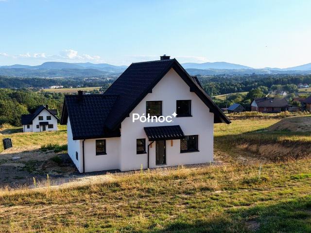 Do sprzedania nowoczesny dom 120 m² z dużą działką w Kobylcu