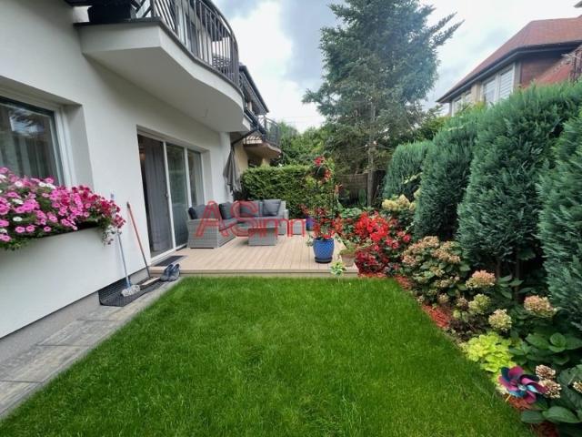 Do sprzedania nowoczesny dom 124 m² z ogrodem w Warszawie
