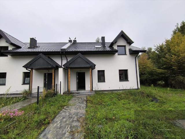 Do sprzedania nowoczesny dom 130 m² z dużą działką 800 m²