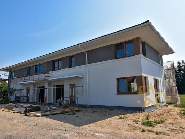 Do sprzedania nowoczesny dom 131 m² z garażem w Sobolewie