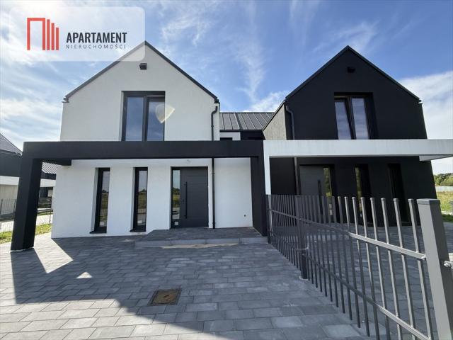 Do sprzedania nowoczesny dom 135 m² z dużym tarasem w Bydgoszczy