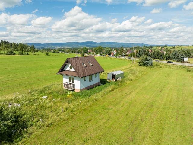 Do sprzedania atrakcyjna działka 2954 m² z budynkiem w Szaflarach