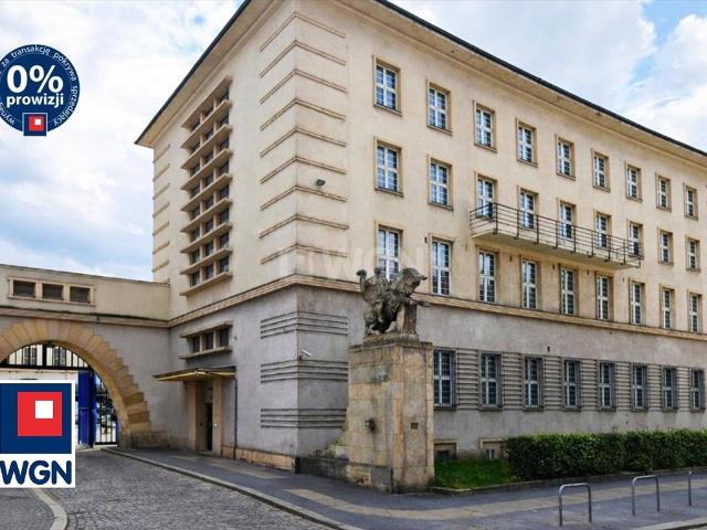 Do sprzedania duży kompleks biurowo techniczny 6 467 m² w Opolu