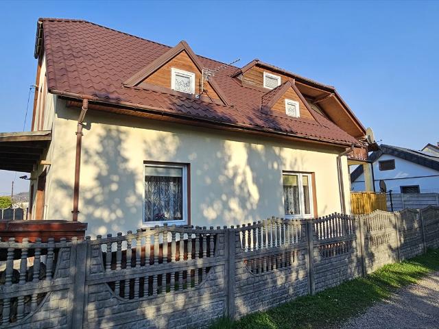 Do sprzedania dom 140 m² z możliwością podziału w Targanicach