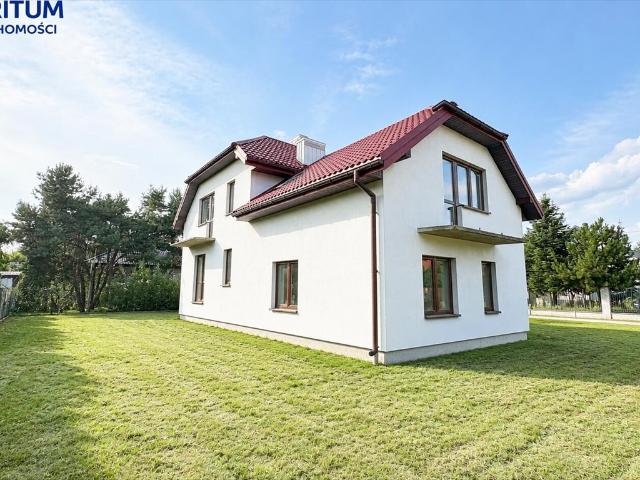 Do sprzedania dom 150 m2 z nowoczesnym wykończeniem w Bożej Woli