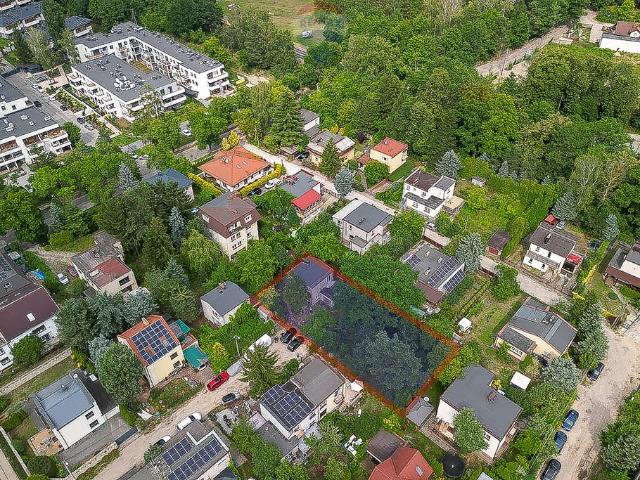 Do sprzedania dom 160 m² w Łodzi z potencjałem aranżacji