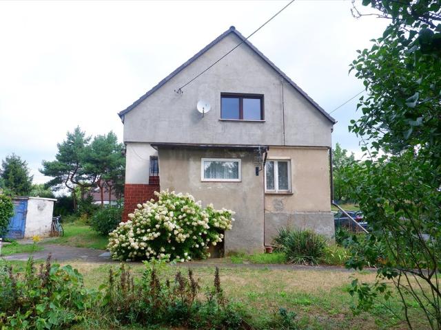 Do sprzedania dom 175 m² z potencjałem w Mokrym Dworze