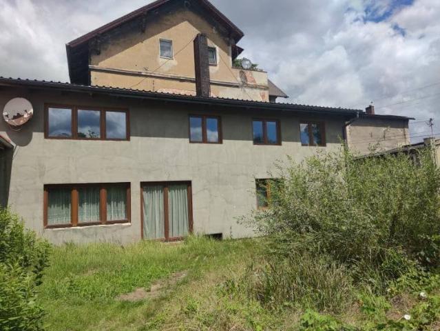 Do sprzedania dom 225 m² z dużą działką w Wrocławiu