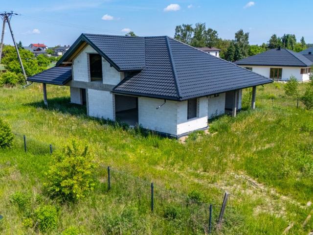 Do sprzedania dom w stanie surowym otwartym 230 m² z możliwością aranżacji