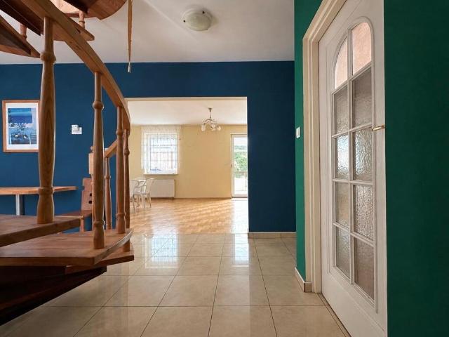 Do sprzedania dom w zabudowie szeregowej 130 m² w Warszawie