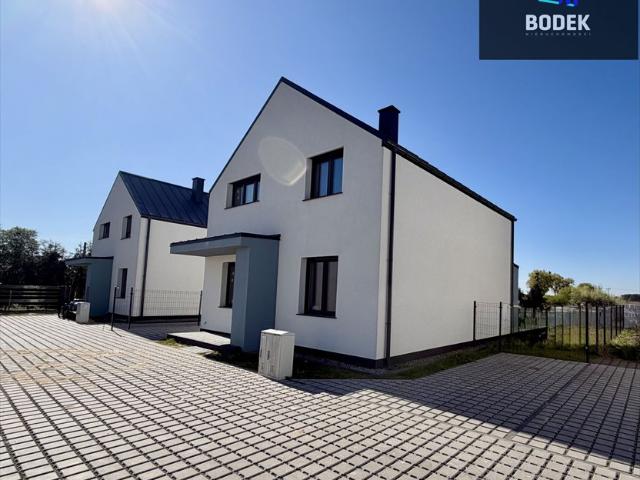Do sprzedania dom wolnostojący 110 m² w Bielawie z nowoczesną instalacją i ogrzewaniem