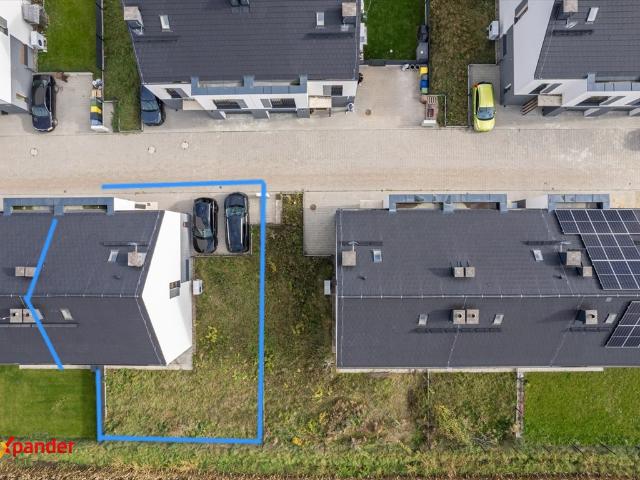 Do sprzedania dom skrajny segment 133 m² z garażem i ogrzewaniem podłogowym