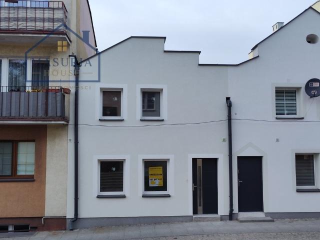 Do sprzedania dom szeregowy 110 m² po remoncie w Lubawie