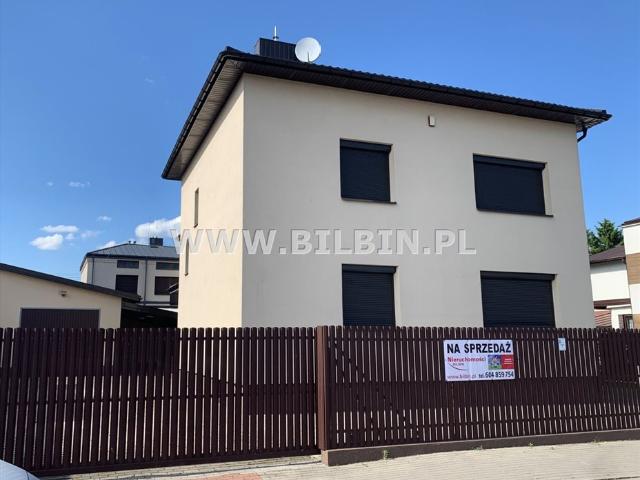 Do sprzedania elegancki dom 210 m² z garażem i ogrodem