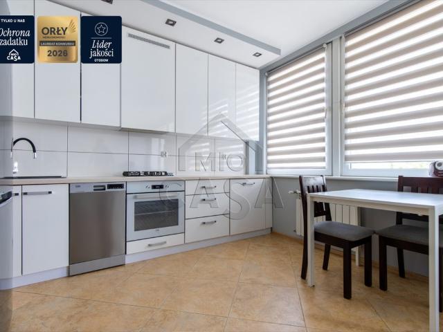 Do sprzedania funkcjonalna kawalerka 37,65 m² z balkonem w Gdyni