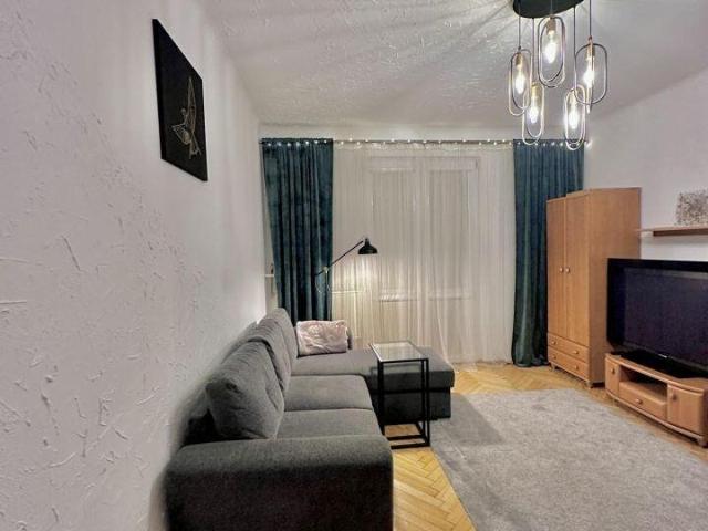Do sprzedania gotowe 2 pokojowe mieszkanie 46 m² z balkonem i piwnicą