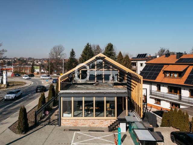 Do sprzedania inwestycyjny budynek 350 m² w Wieliczce