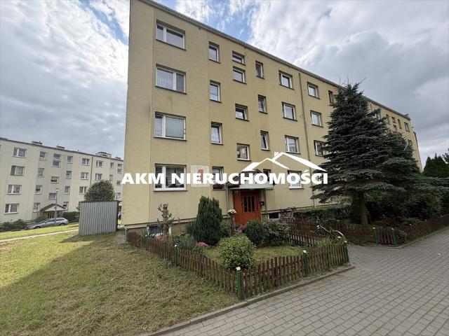 Do sprzedania kawalerka 33 m² na os. Witosa w Gniewie