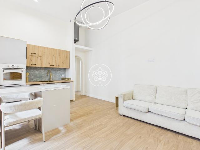 Do sprzedania klimatyczne 2 pokojowe mieszkanie 46 m² w Toruniu