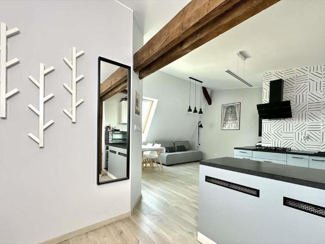 Do sprzedania klimatyczne 48 m² mieszkanie w centrum Poznania