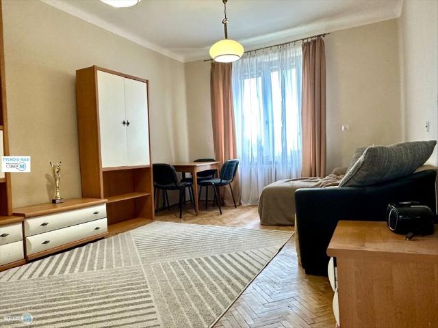 Do sprzedania komfortowe 2 pokojowe mieszkanie 48 m² w Centrum Kielc