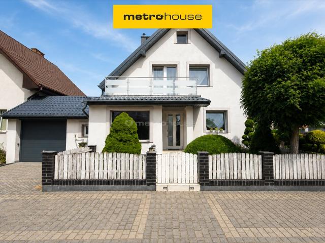 Do sprzedania komfortowy dom 183 m² z ogrodem i tarasem