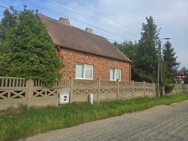 Do sprzedania komfortowy dom 120 m² z dużą działką 1337 m² w Zduńskiej Woli