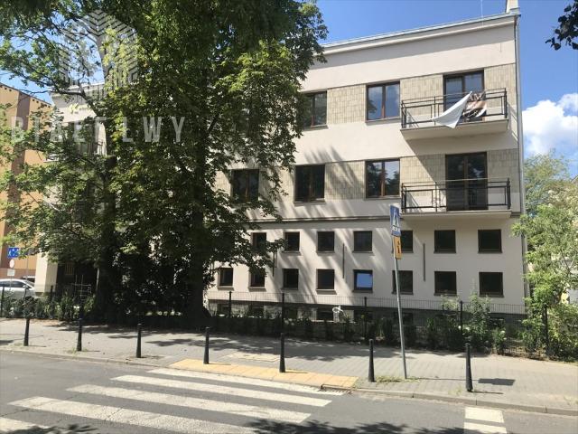 Do sprzedania luksusowe 4 pokojowe mieszkanie 139 m² w Warszawie