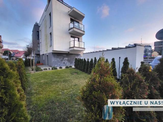 Lokal 60 m² z witryną i ogródkiem w Helu zapraszam