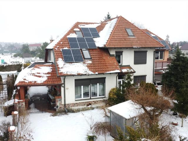 Do sprzedania przestronny dom 534 m² w Brodnicy z dużym potencjałem