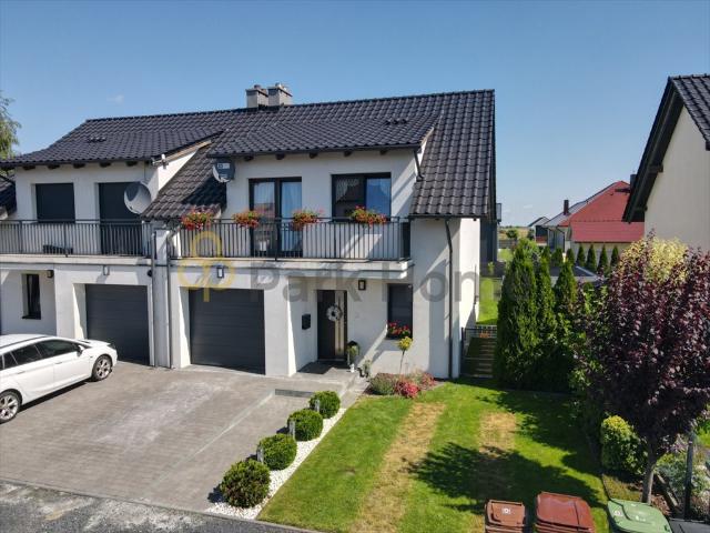 Do sprzedania przestronny dom 121 m² w Lipnie