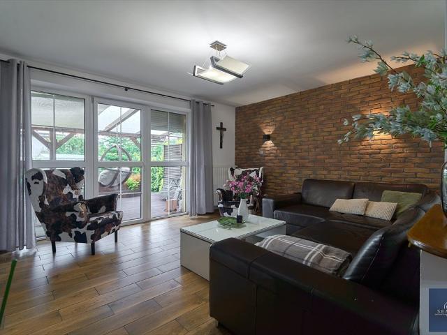 Do sprzedania przestronny dom 165 m² z garażem w Morzewie