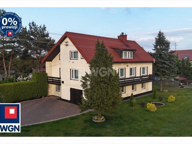 Do sprzedania przestronny dom 195 m² w Michałowie Reginowie
