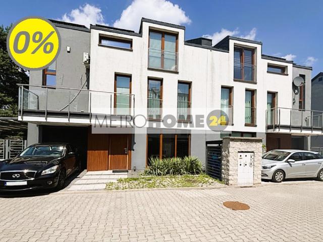 Do sprzedania przestronny dom 205 m² na Ursynowie z ogrodem