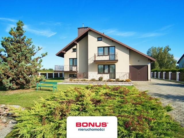 Do sprzedania przestronny dom 225 m² z fotowoltaiką w Krępiec