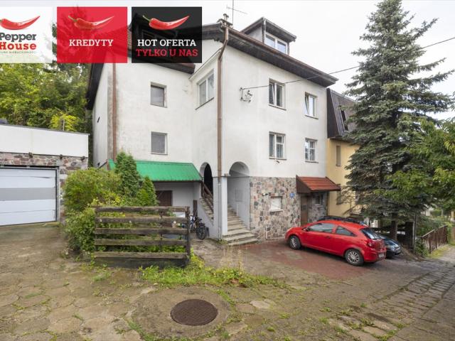 Do sprzedania przestronny dom bliźniaczy 386 m² w Gdańsku