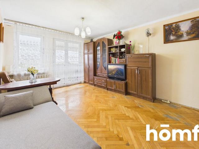 Do sprzedania przestronna kawalerka 27,5 m² z panoramicznym widokiem w Kielcach