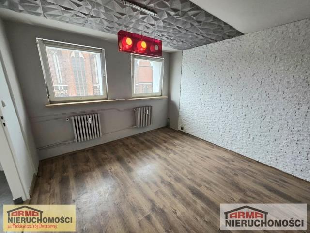 Do sprzedania przestronna kawalerka 24 m² na Starym Mieście w Stargardzie