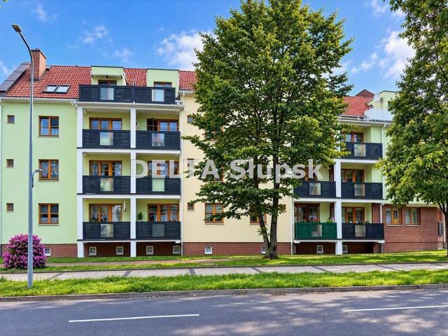 Do sprzedania przestronne mieszkanie 56 m² w Ustce z dużym balkonem