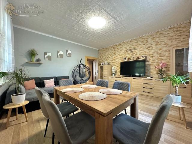 Do sprzedania przestronne mieszkanie 66 m² z własnym wejściem w Bytomiu