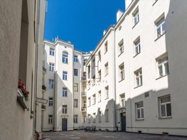 Do sprzedania przestronne 178 m² w prestiżowej kamienicy