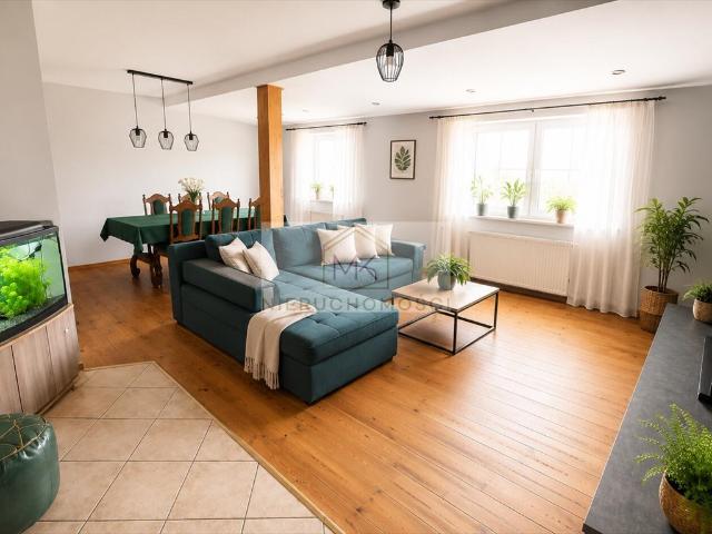 Do sprzedania przestronne 121 m² mieszkanie w Brzegu z potencjałem aranżacyjnym