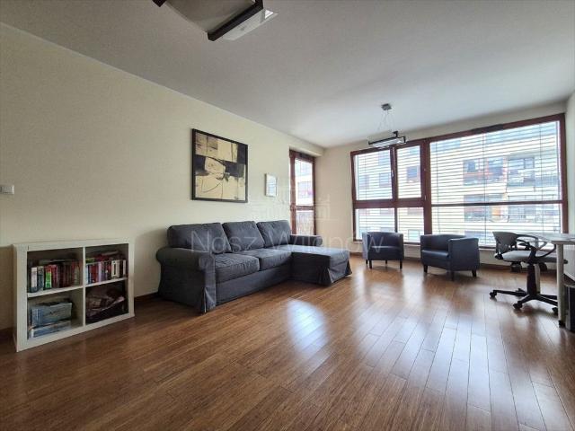 Do sprzedania przestronne 2 pokojowe mieszkanie 53 m² w Wilanowie